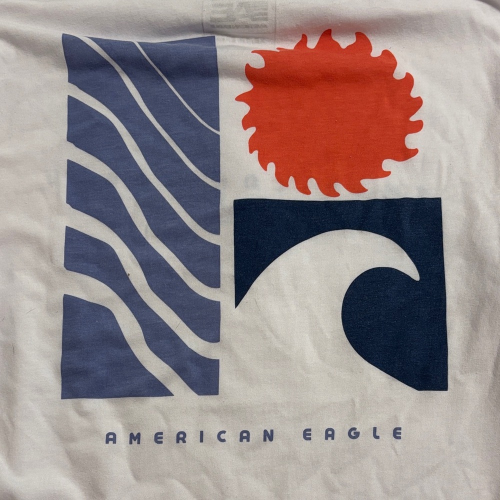 American Eagle Outfitters White T-Shirt with Light Blue Logo - Picture 4 of 4
